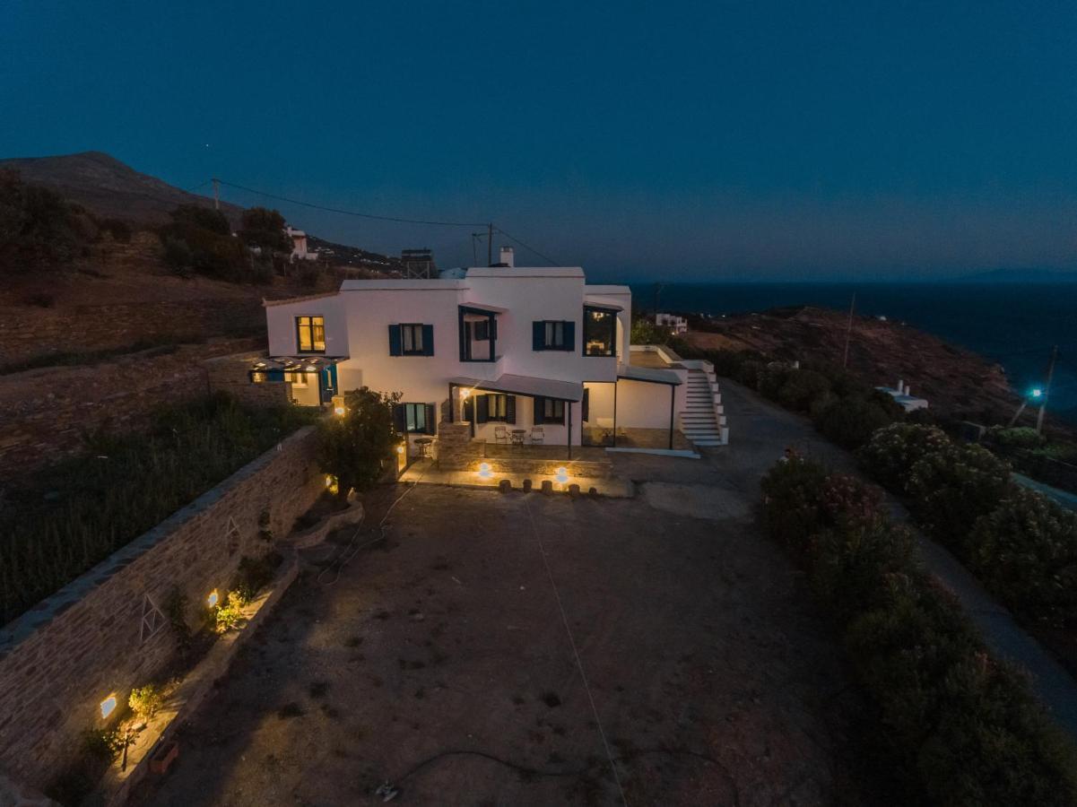Villa Hena Баци Екстериор снимка